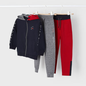 Dres z bluzą z kapturem