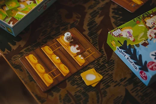 Pełny kurnik - gra planszowa 63117 - obrazek 2